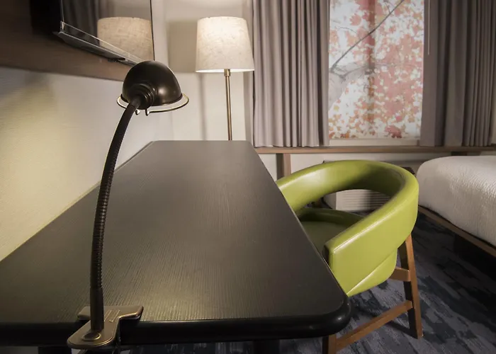 Hotel Fairfield & By Marriott Worth Southwest At Cityview 3*