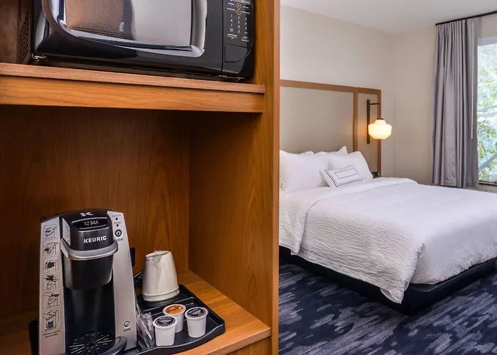 Hotel Fairfield & By Marriott Worth Southwest At Cityview Fort Worth
