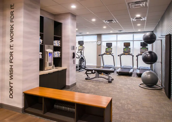 Hotel Fairfield & By Marriott Worth Southwest At Cityview Fort Worth