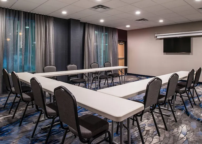 Fairfield & By Marriott Worth Southwest At Cityview Hotel Fort Worth