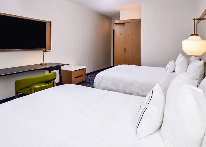 Fairfield & By Marriott Worth Southwest At Cityview Hotel 3*