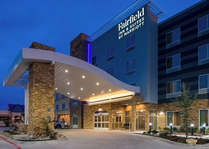 Hotel Fairfield & By Marriott Worth Southwest At Cityview