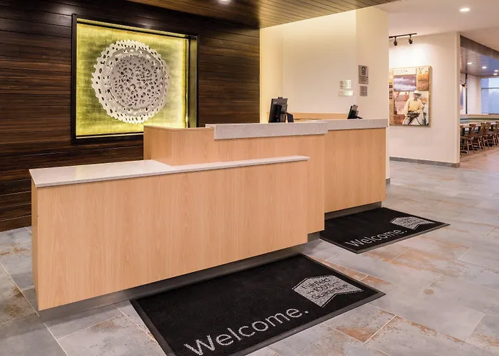 Hotel Fairfield & By Marriott Worth Southwest At Cityview 3*
